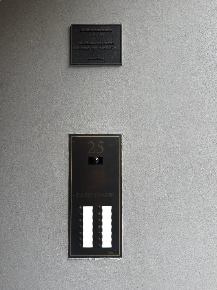 4 Zimmer Wohnung mit 172 m² in Berlin – Bild 12