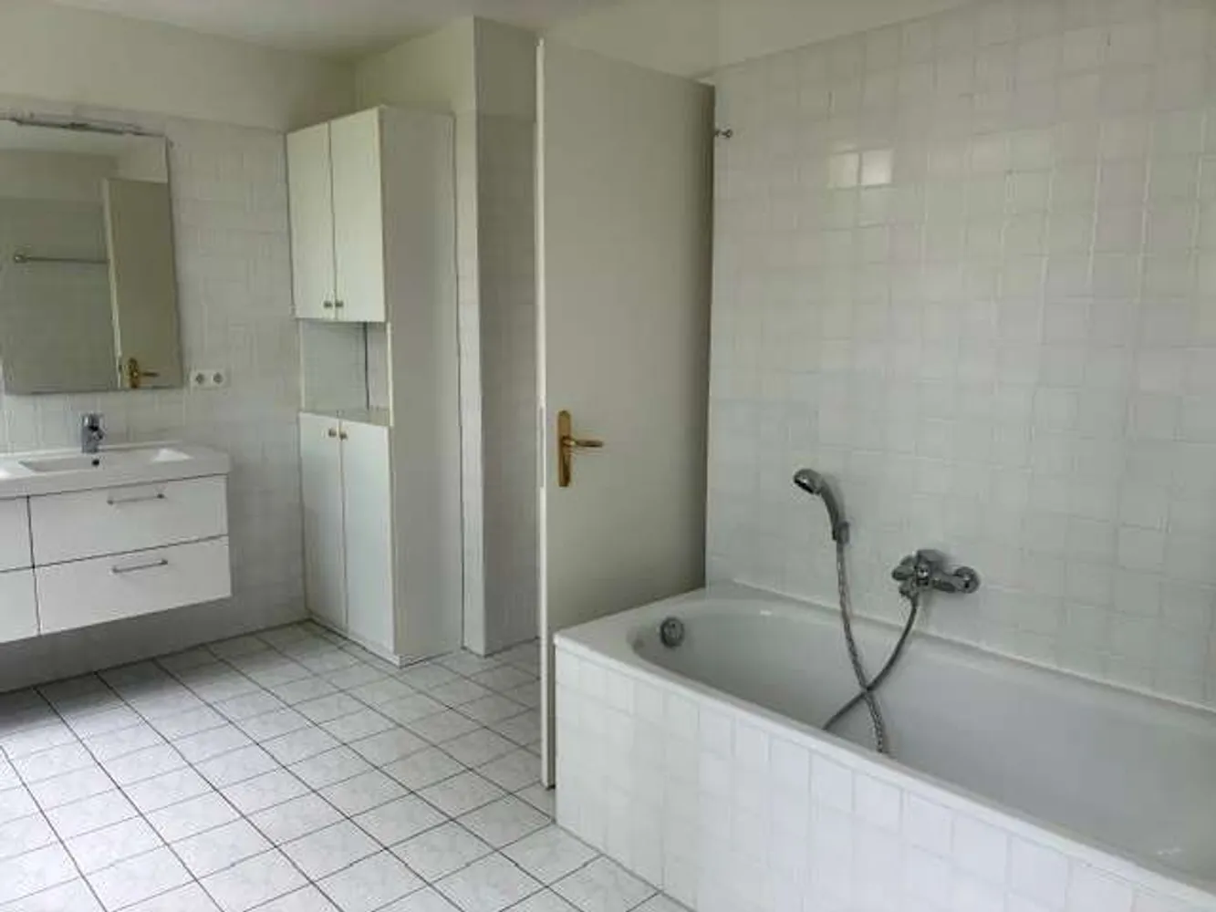 2 Zimmer Wohnung mit 127 m² in Hamburg – Bild 10