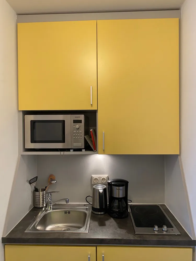 1 room apartment with 28 m² in Regensburg – Photo 4