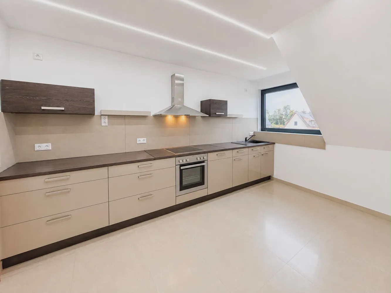 5 Zimmer Wohnung mit 131 m² in Osnabrück – Bild 1