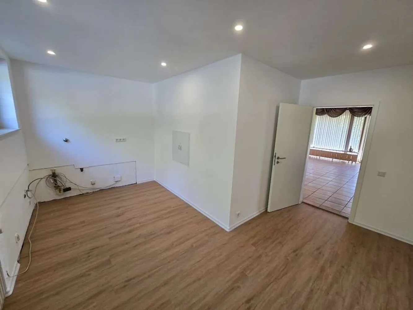 4 Zimmer Wohnung mit 120 m² in Solingen – Bild 2