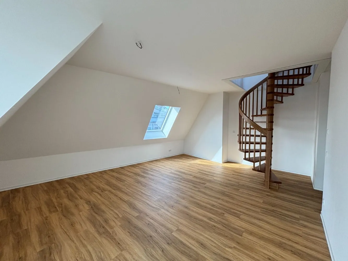 3 room apartment with 95 m² in Dresden – Photo 5
