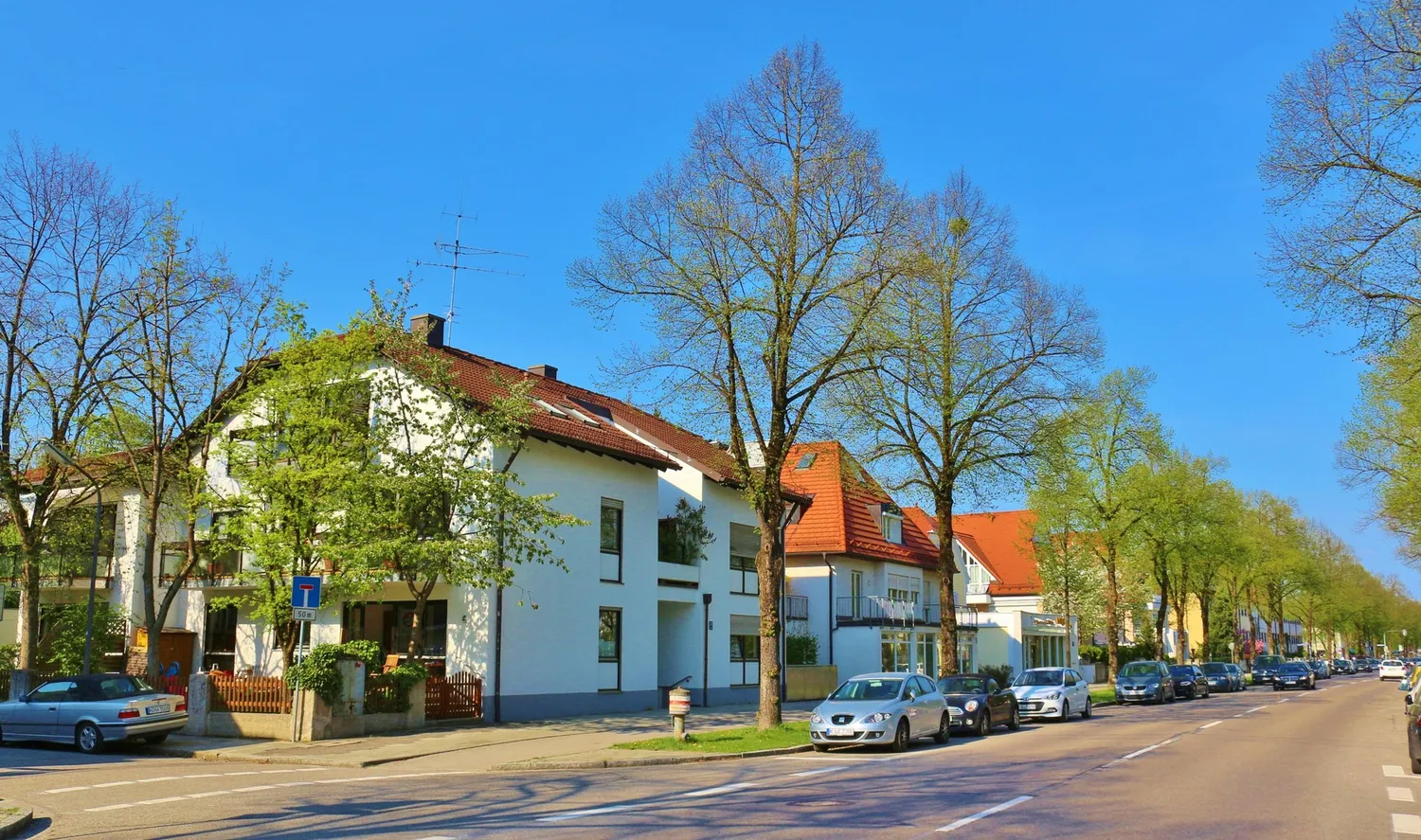 2 Zimmer Wohnung mit 77 m² in München – Bild 2