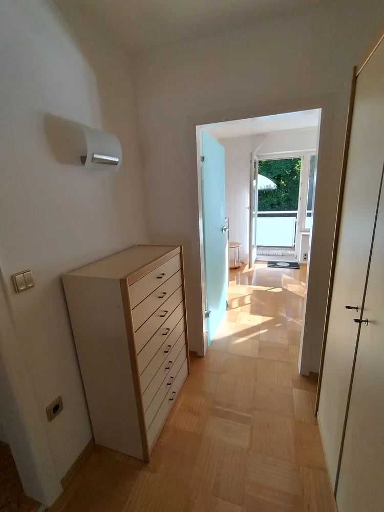 2 Zimmer Wohnung mit 45 m² in München – Bild 4