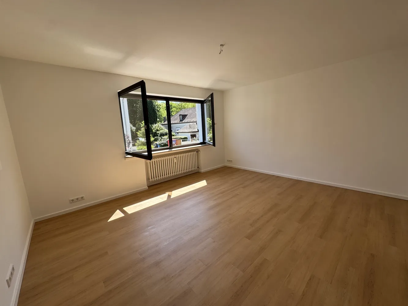 2 Zimmer Wohnung mit 56 m² in Essen – Bild 2