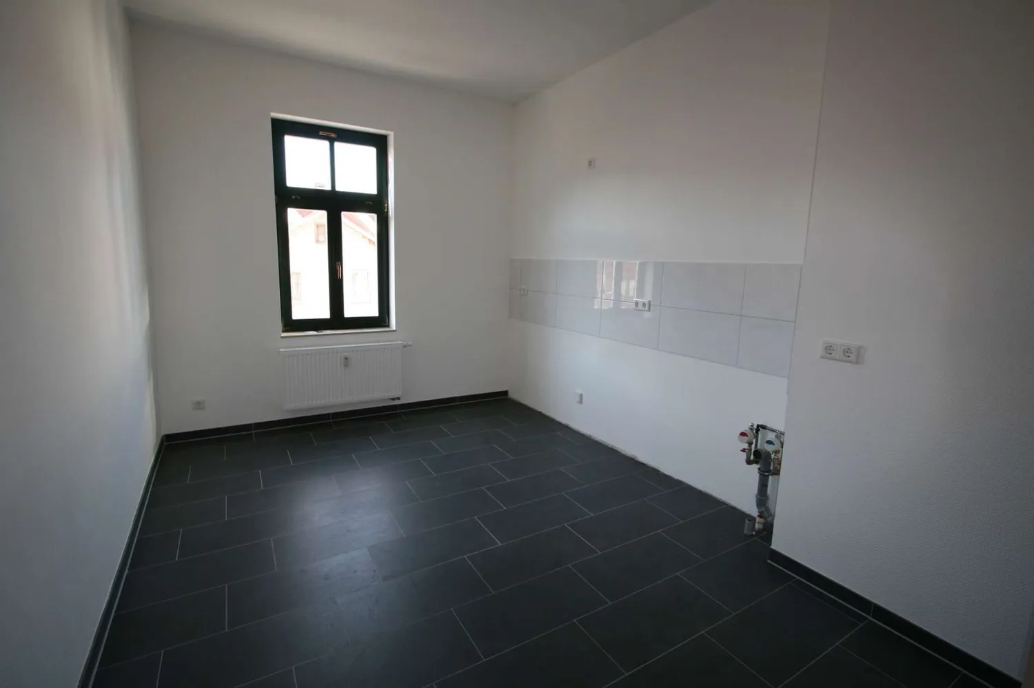 2 Zimmer Wohnung mit 71 m² in Meiningen – Bild 3