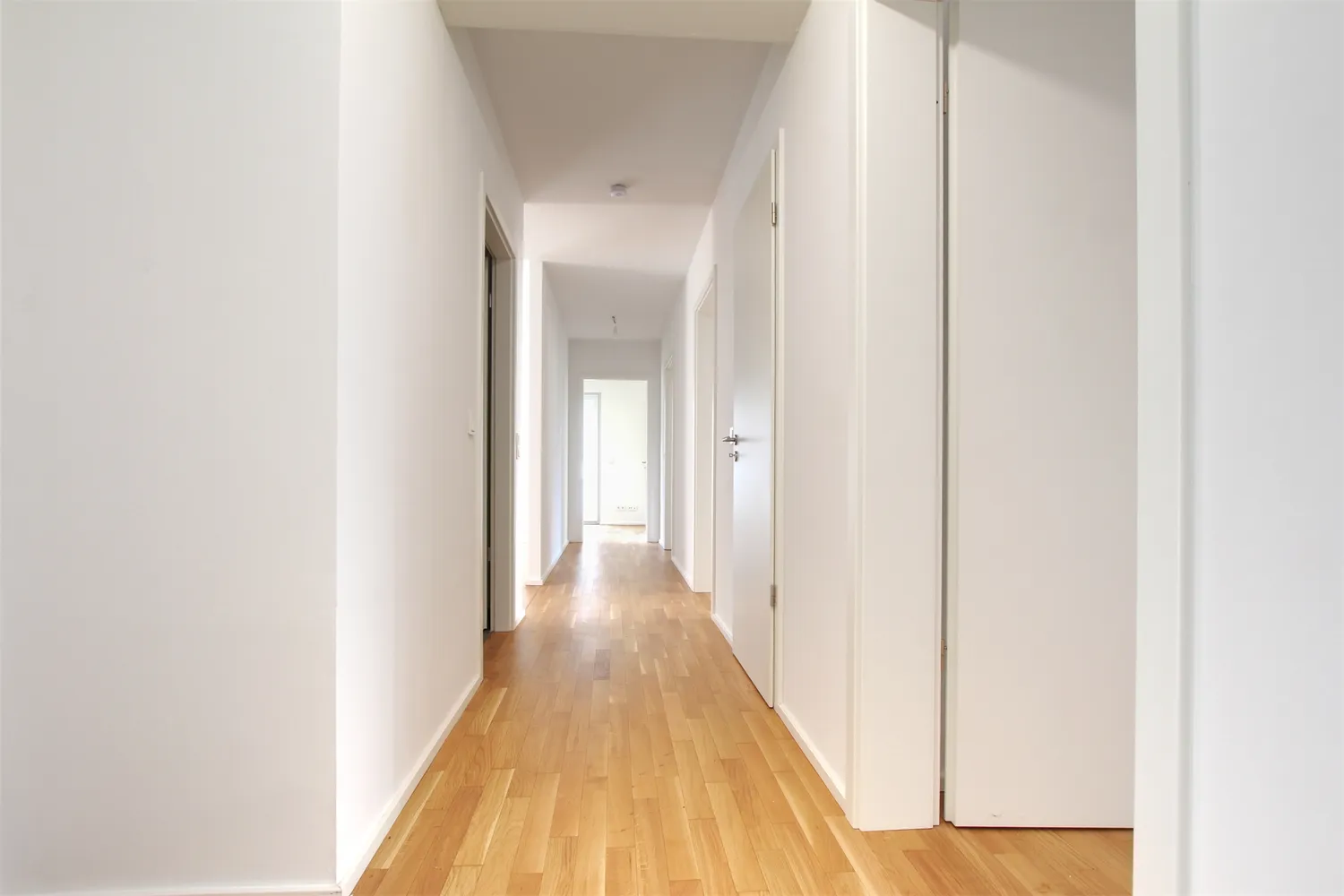 5 Zimmer Wohnung mit 121 m² in Frankfurt am Main – Bild 12