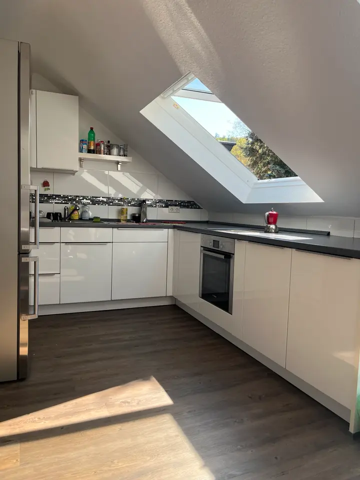 Shared room with 75 m² in Stuttgart – Photo 2
