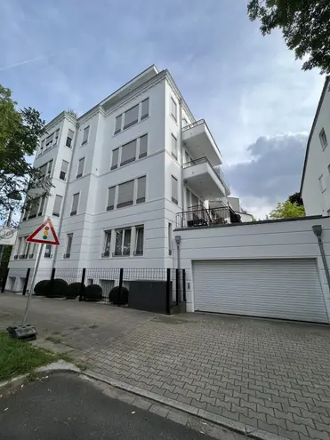 3 Zimmer Wohnung mit 95 m² in Düsseldorf – Bild 6