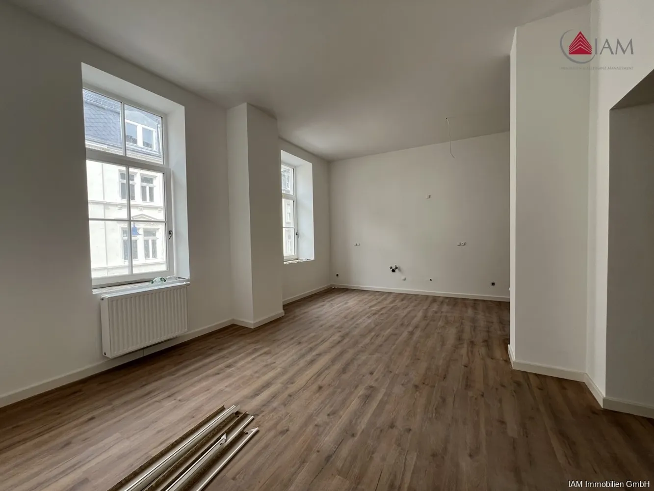 4 Zimmer Wohnung mit 95 m² in Wiesbaden – Bild 2