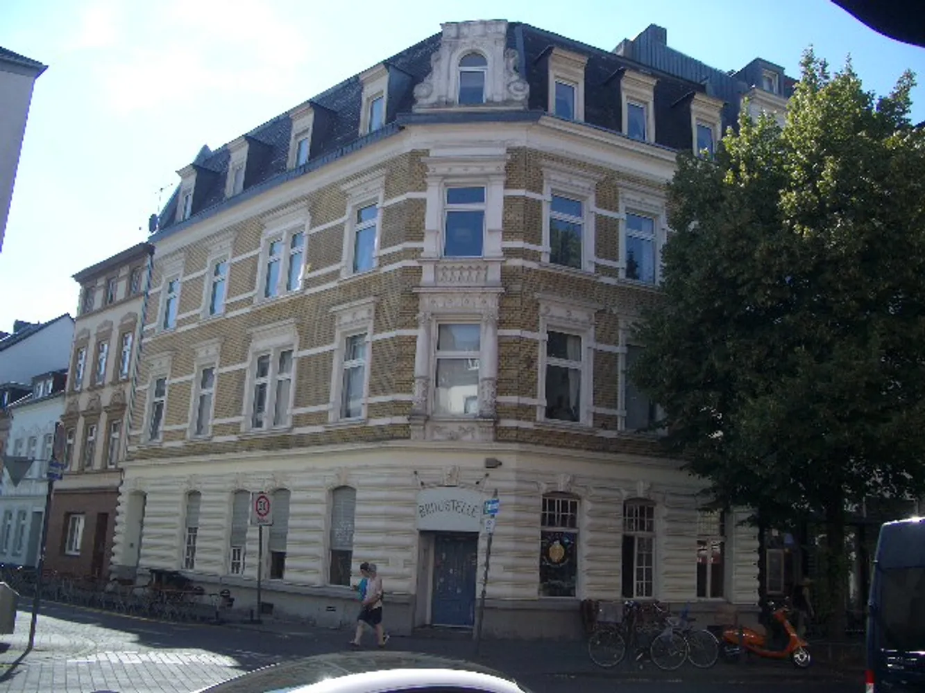 1 Zimmer Wohnung mit 40 m² in Köln – Bild 11