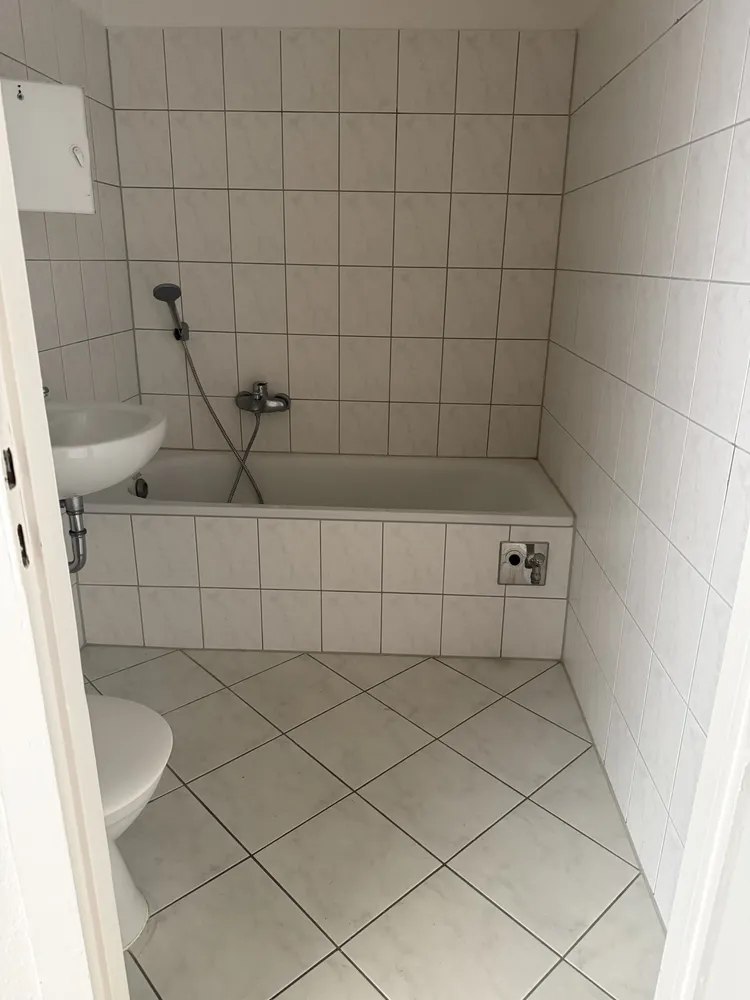 1 Zimmer Wohnung mit 30 m² in Neubrandenburg – Bild 6