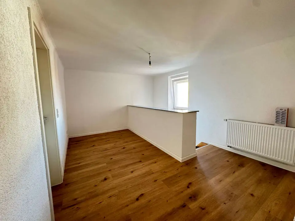 4 Zimmer Wohnung mit 76 m² in Saarbrücken – Bild 1