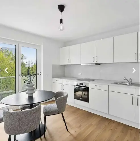 2 Zimmer Wohnung mit 76 m² in Freiburg im Breisgau – Bild 2