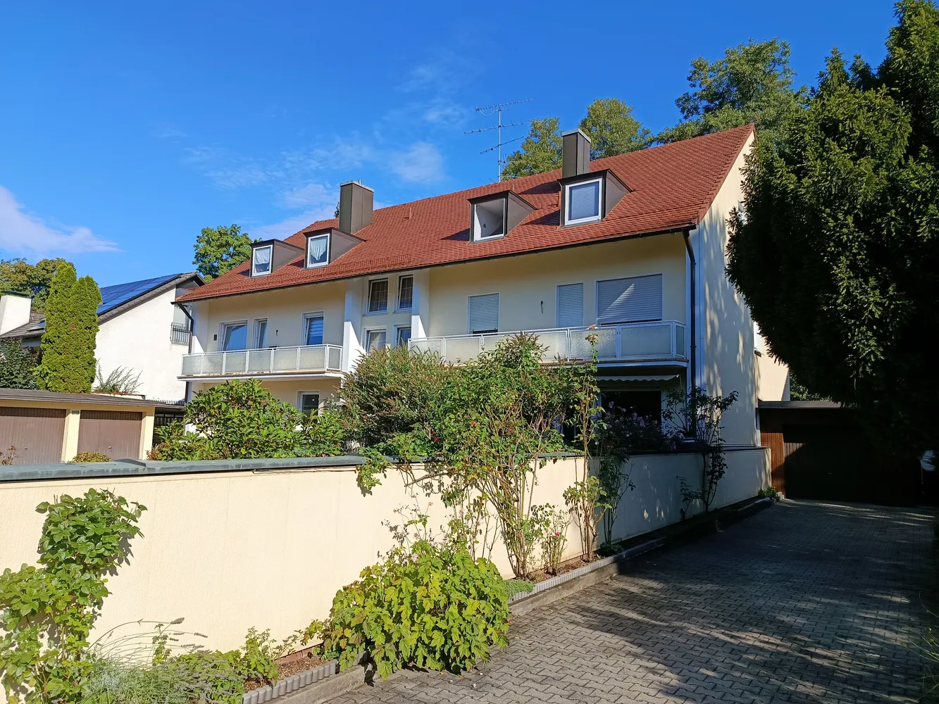 3 Zimmer Wohnung mit 92 m² in München – Bild 1