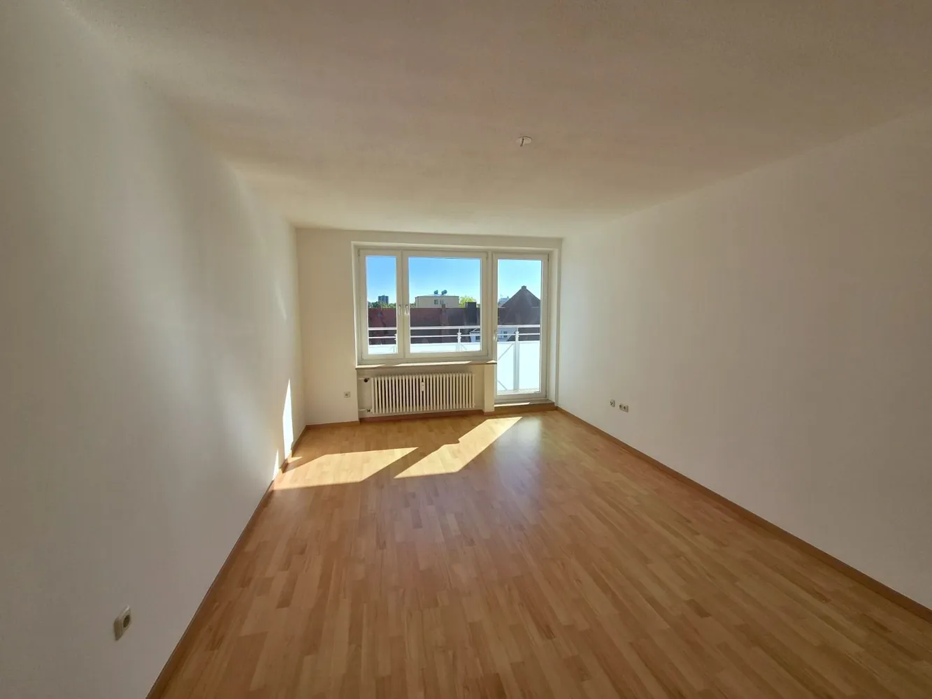 4 room apartment with 83 m² in Augsburg – Photo 2