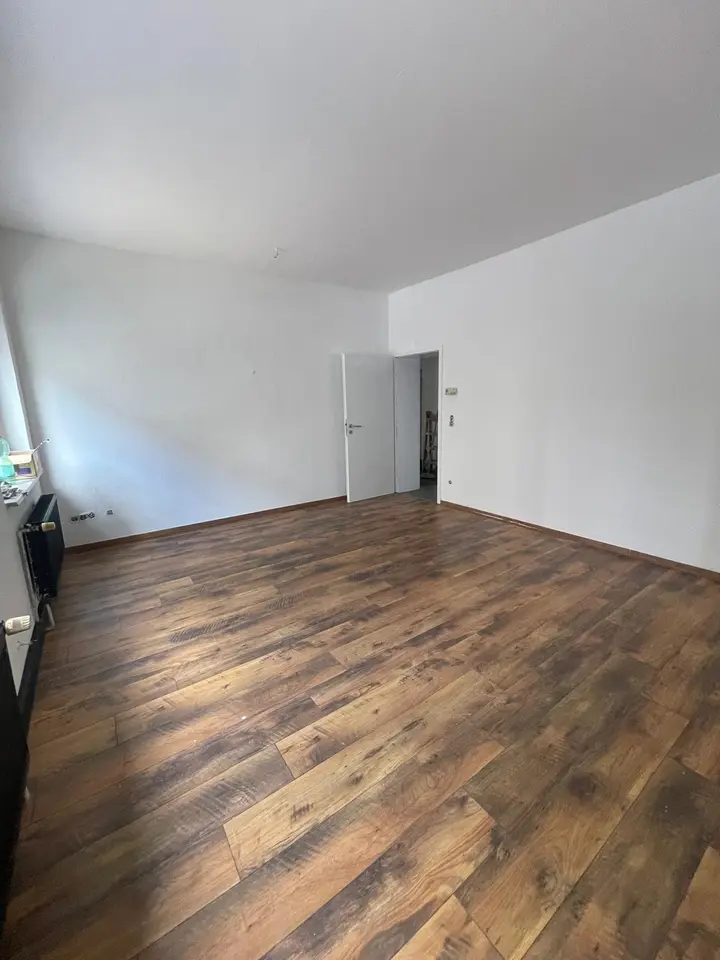 3 Zimmer Wohnung mit 90 m² in Mönchengladbach – Bild 2
