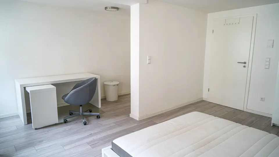 WG-Zimmer mit 236 m² in Kaiserslautern – Bild 3