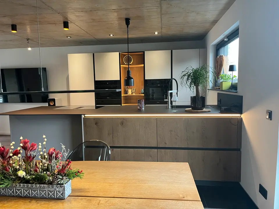 5 Zimmer Wohnung mit 130 m² in Bergisch Gladbach – Bild 3