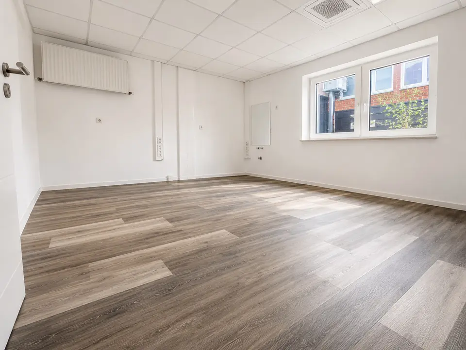 7 Zimmer Wohnung mit 212 m² in Düren – Bild 1