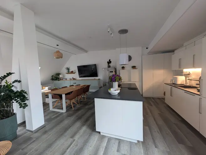 5 Zimmer Wohnung mit 142 m² in Berlin – Bild 8