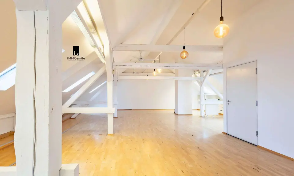 6 Zimmer Wohnung mit 130 m² in Nürnberg – Bild 4