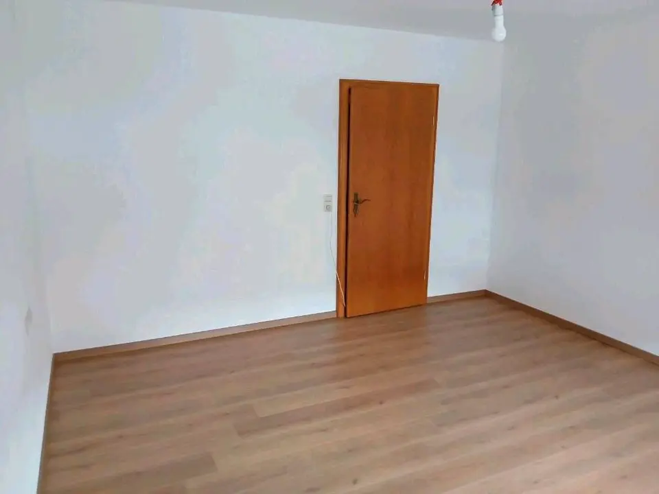 6 Zimmer Wohnung mit 113 m² in Donauwörth – Bild 2