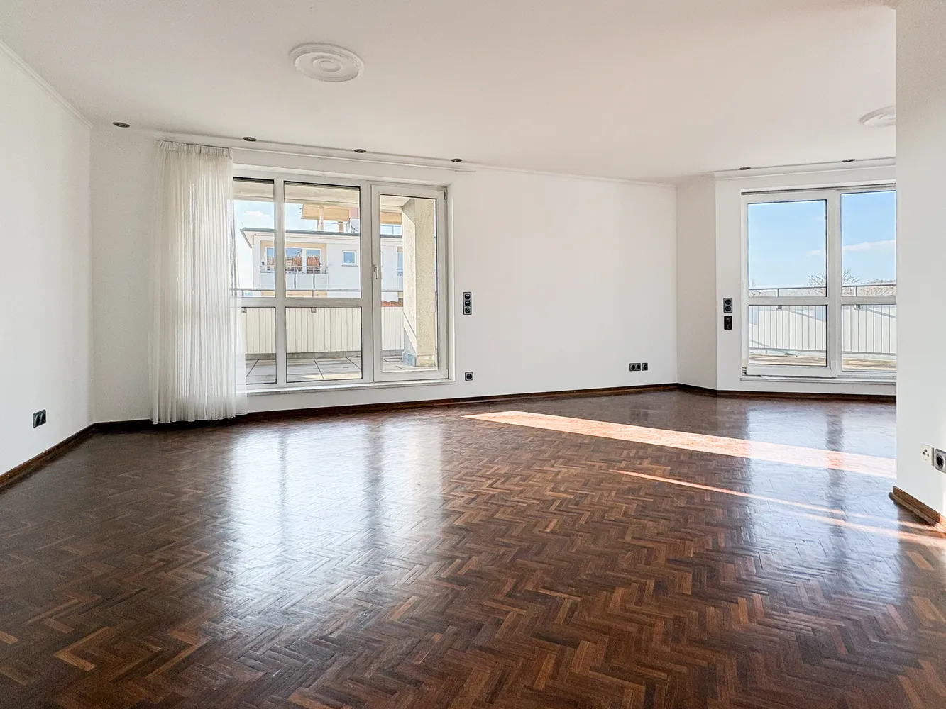 4 Zimmer Wohnung mit 130 m² in Würzburg – Bild 6