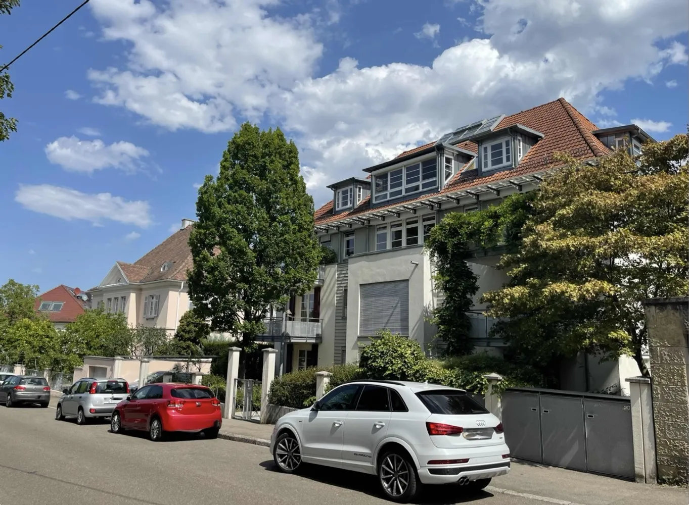 6 Zimmer Wohnung mit 160 m² in Stuttgart – Bild 1