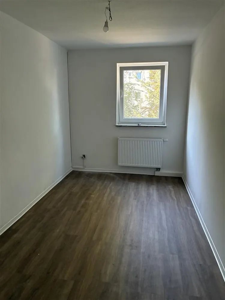 4 Zimmer Wohnung mit 77 m² in Frankfurt am Main – Bild 8