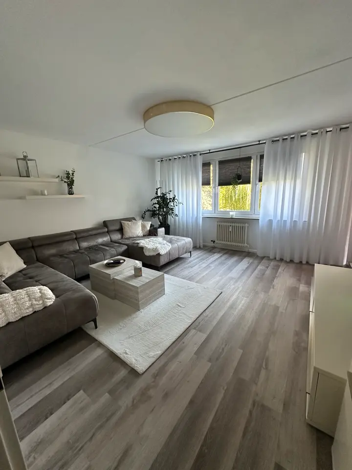 4 Zimmer Wohnung mit 90 m² in Kassel – Bild 1