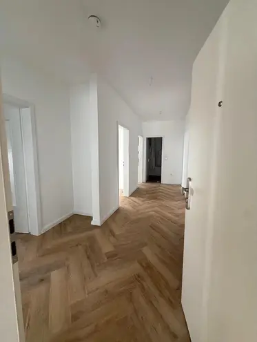 4 Zimmer Wohnung mit 97 m² in Köln – Bild 1