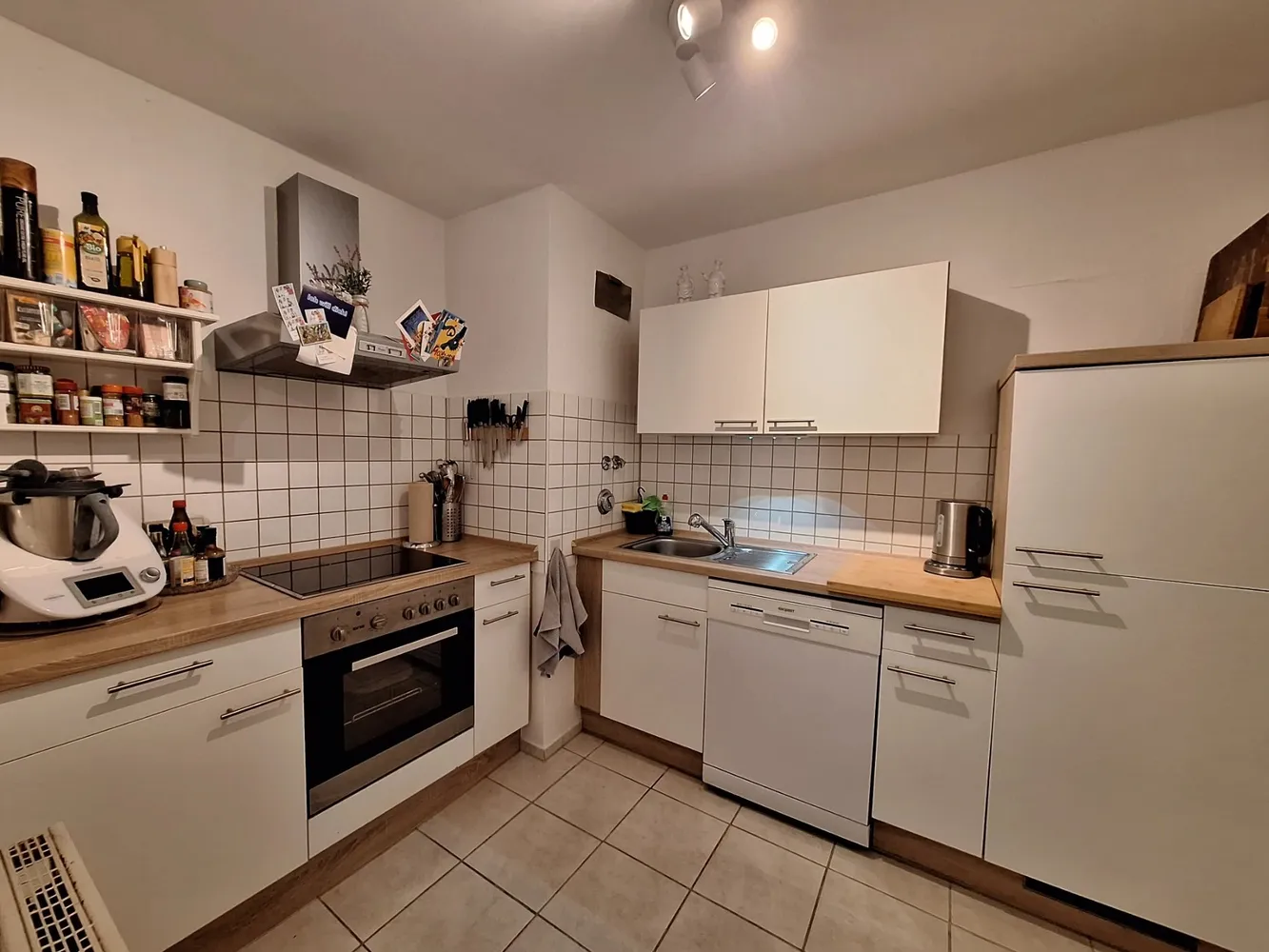 2 Zimmer Wohnung mit 66 m² in Köln – Bild 3