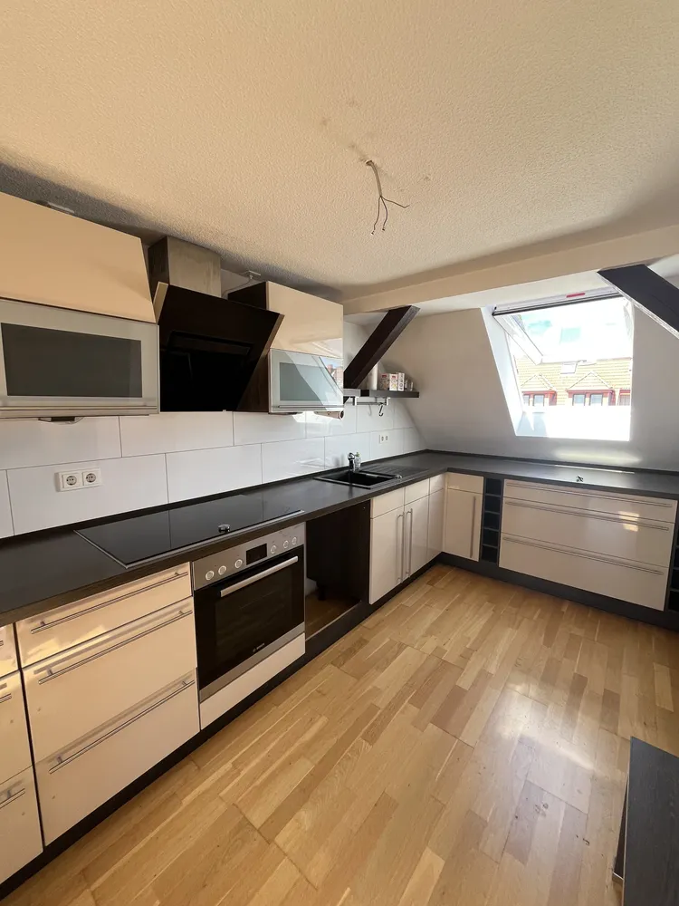 4 Zimmer Wohnung mit 115 m² in Braunschweig – Bild 2