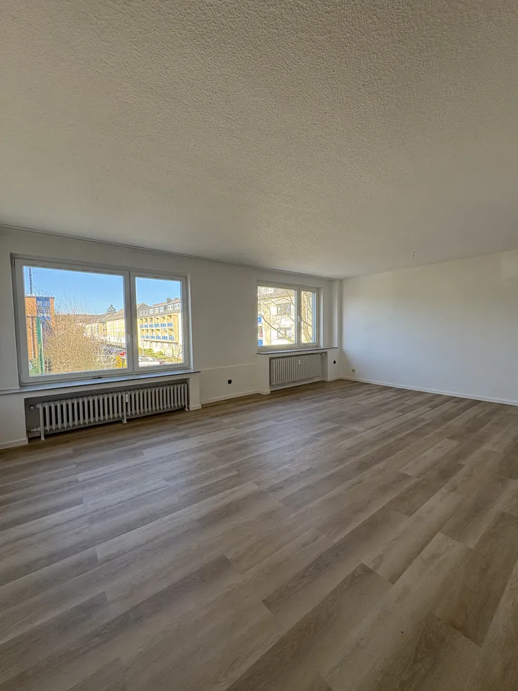2 Zimmer Wohnung mit 95 m² in Essen – Bild 1