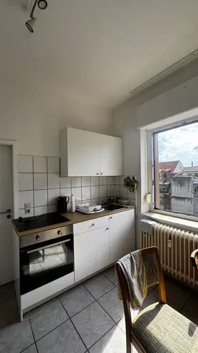 1 Zimmer Wohnung mit 35 m² in Karlsruhe – Bild 2