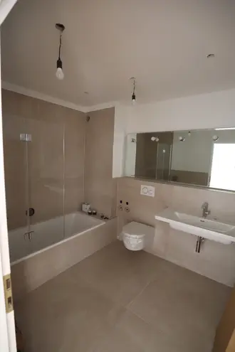 4 Zimmer Wohnung mit 133 m² in Hamburg – Bild 3