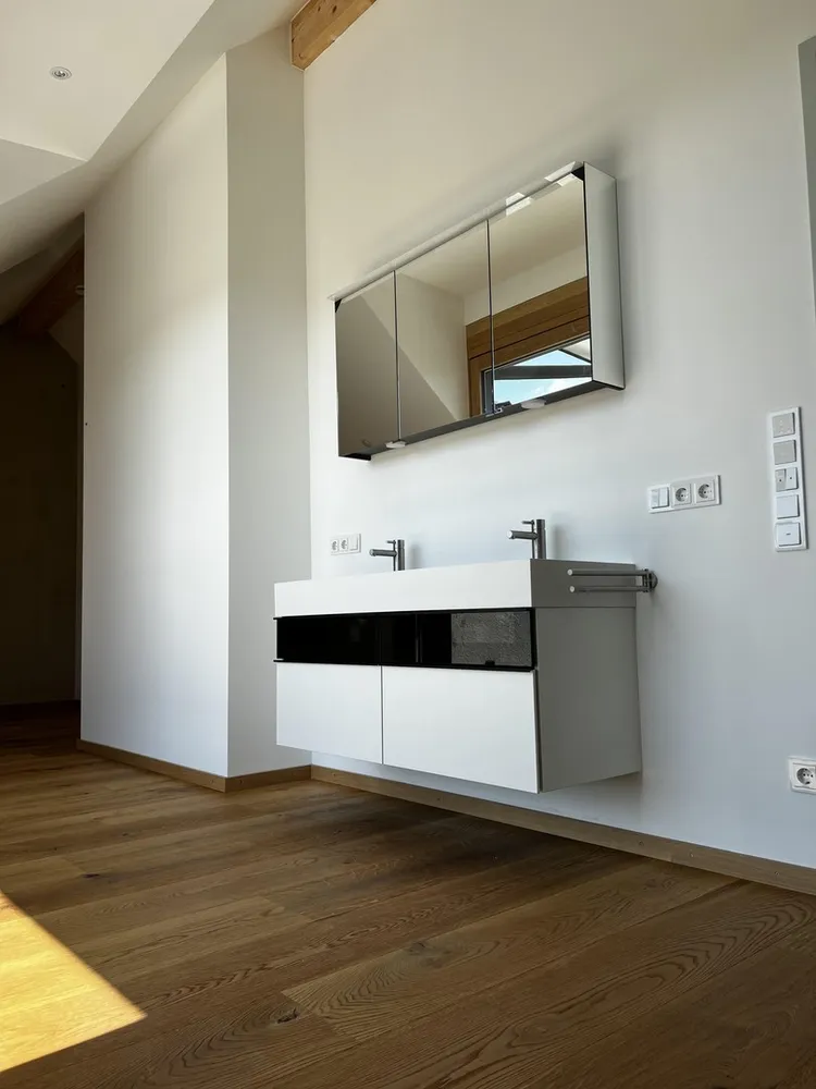 4 Zimmer Wohnung mit 144 m² in München – Bild 10