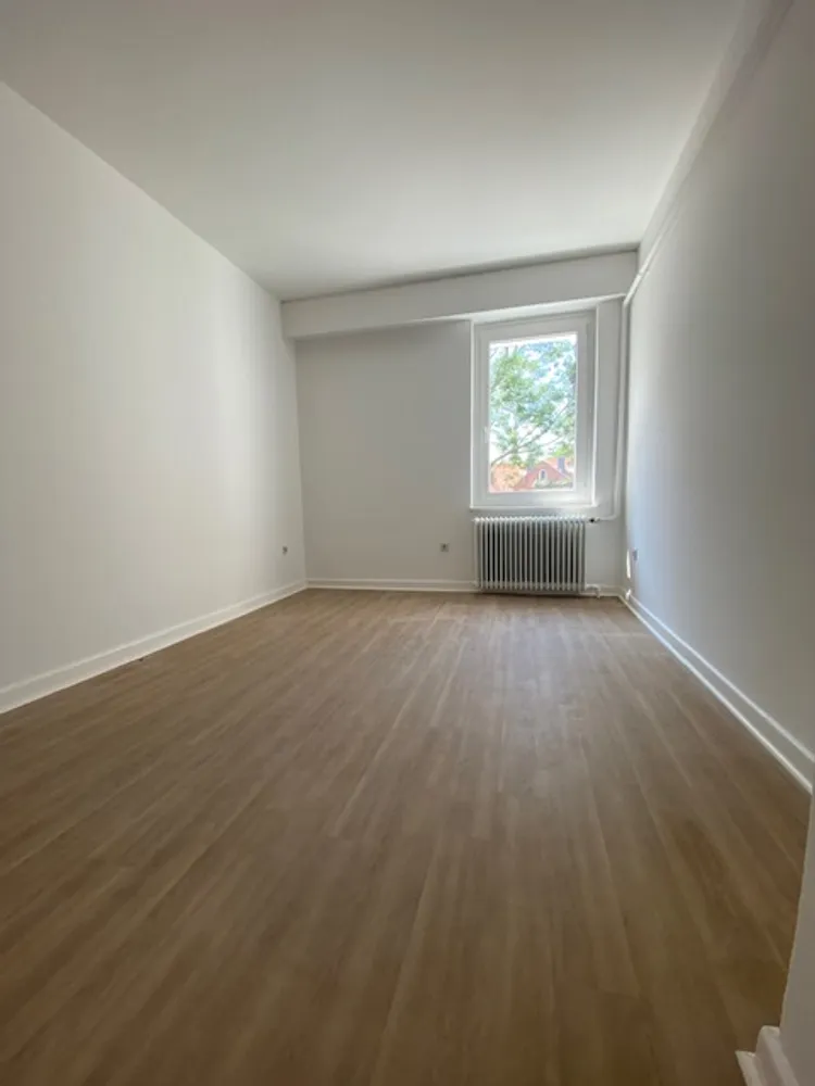 4 Zimmer Wohnung mit 119 m² in Hannover – Bild 8