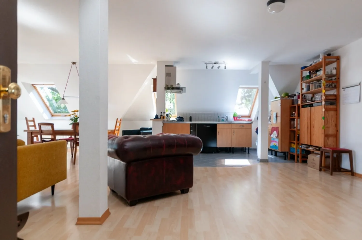 3 Zimmer Wohnung mit 100 m² in Dresden – Bild 7