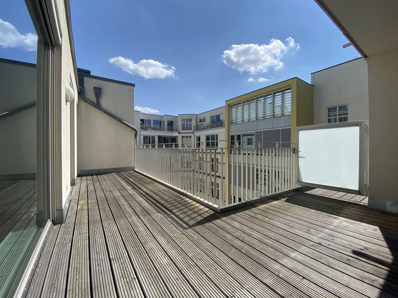 4 Zimmer Wohnung mit 205 m² in Berlin – Bild 10