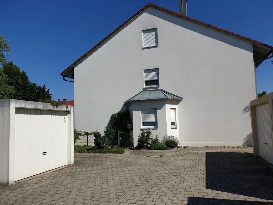 5 Zimmer Haus mit 140 m² in Ingolstadt – Bild 2