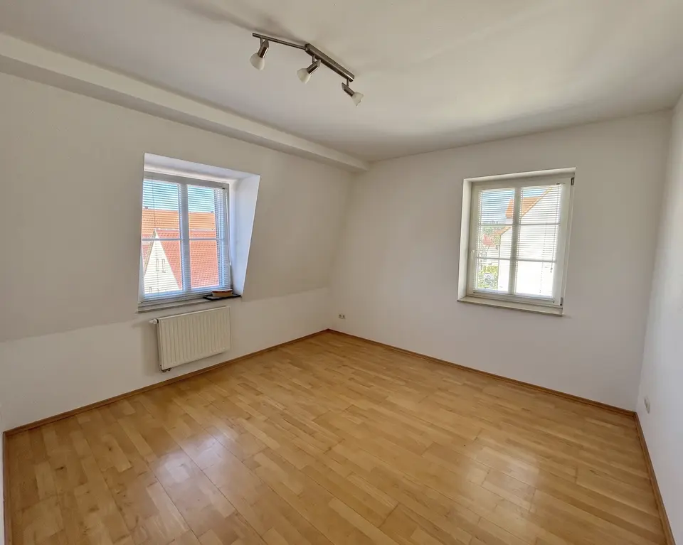 3 Zimmer Wohnung mit 76 m² in Grimma – Bild 2