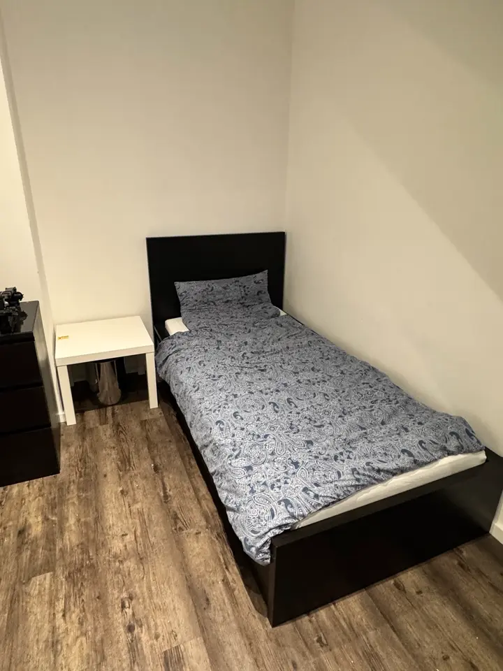 WG-Zimmer mit 130 m² in Frankfurt am Main – Bild 8