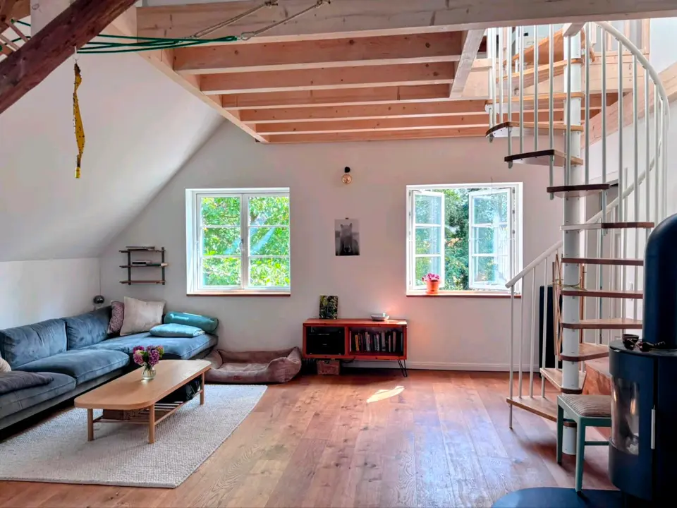 4 Zimmer Wohnung mit 119 m² in Kiel – Bild 1