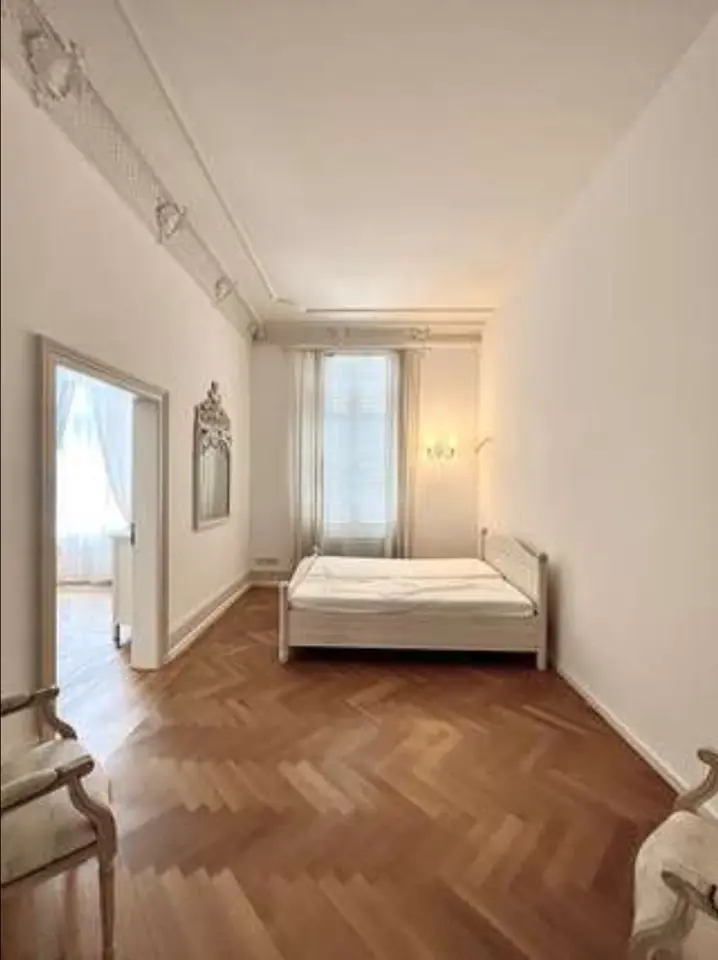 4 Zimmer Wohnung mit 180 m² in Frankfurt am Main – Bild 4