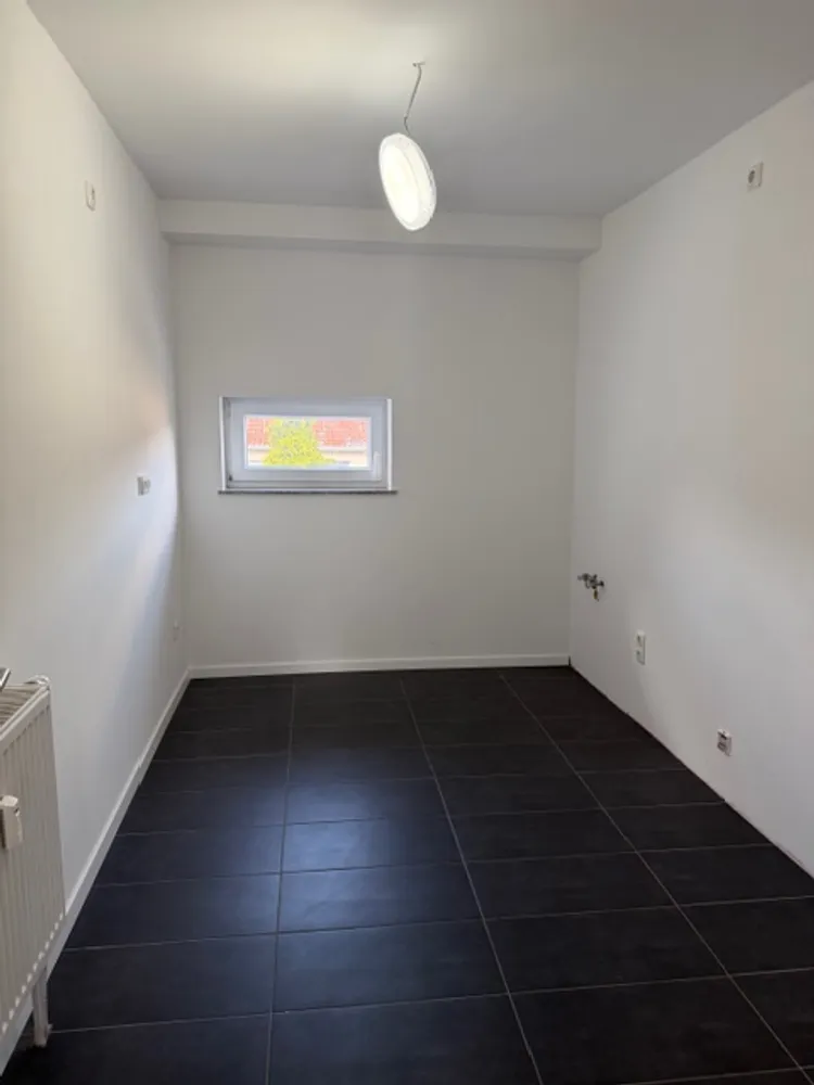 5 room apartment with 95 m² in Gelsenkirchen – Photo 4