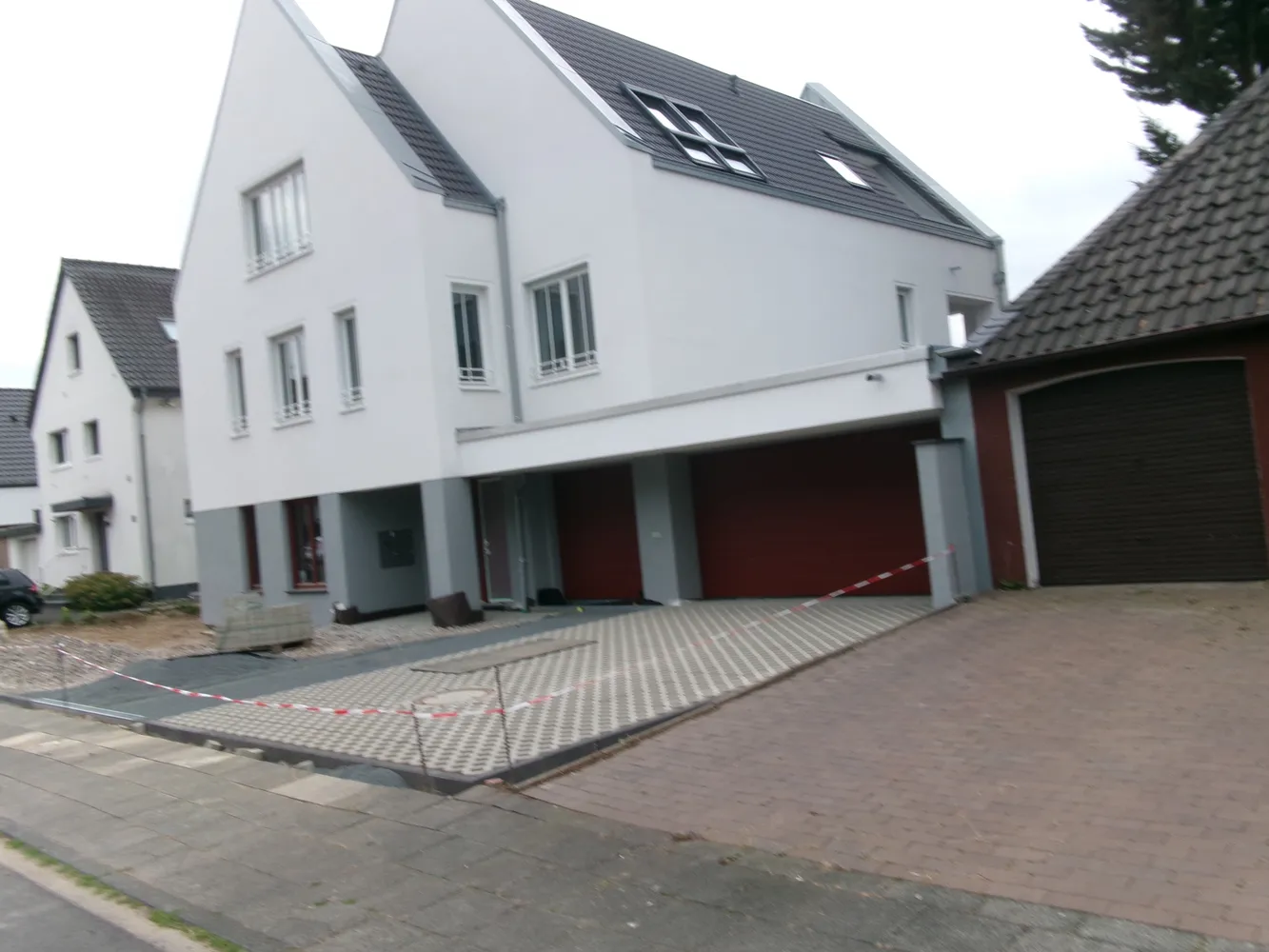4 Zimmer Wohnung mit 140 m² in Köln – Bild 2
