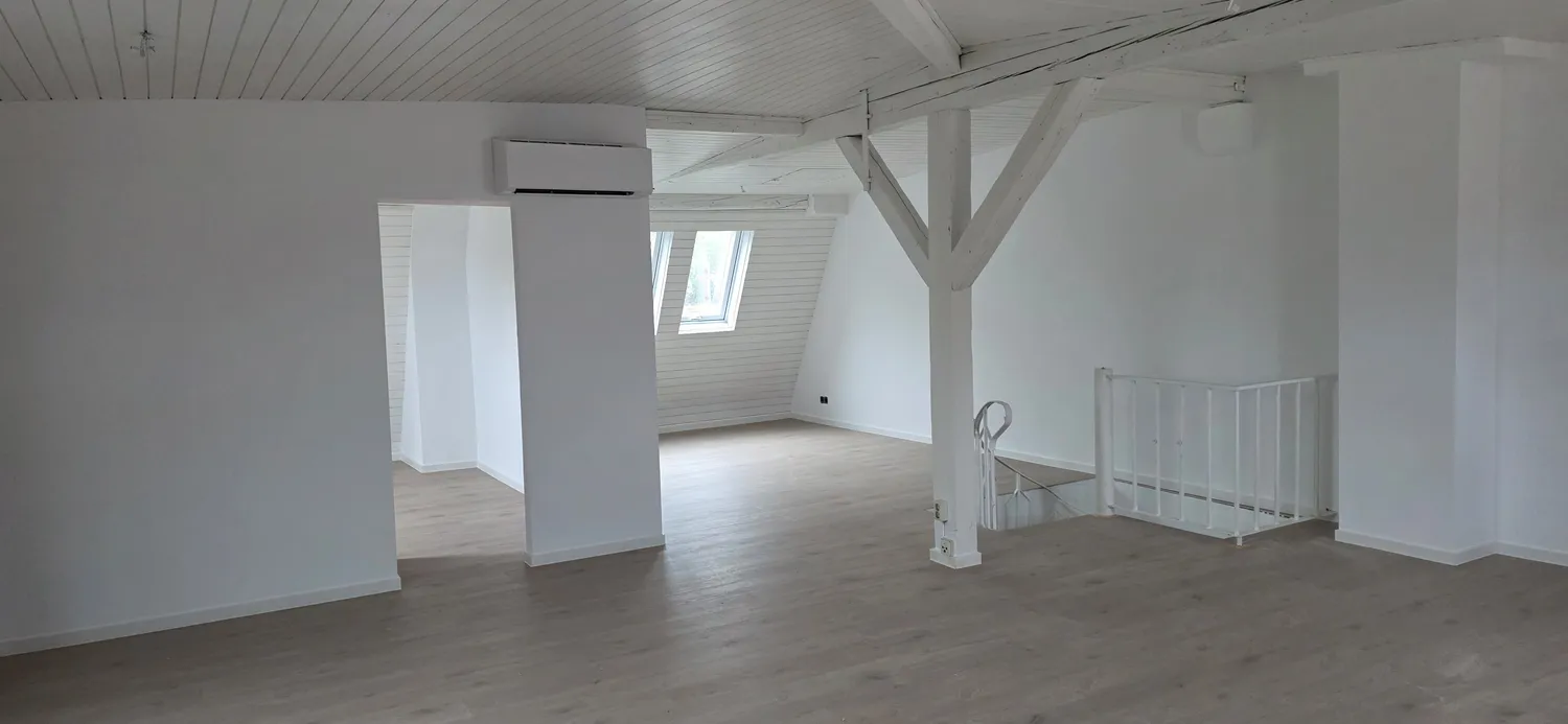 3 Zimmer Wohnung mit 120 m² in Stuttgart – Bild 1