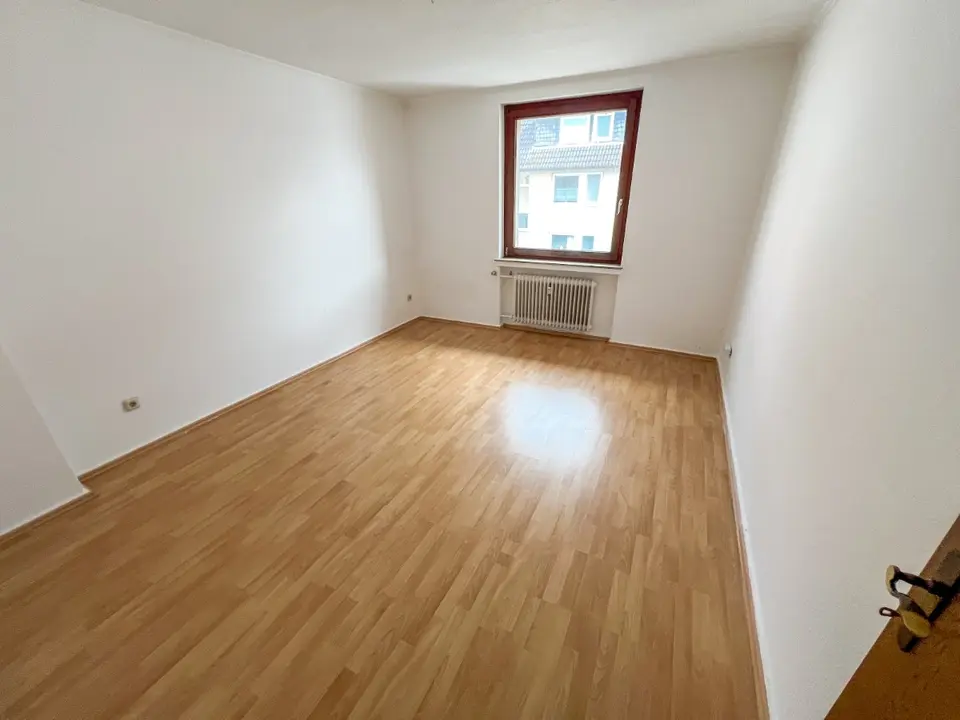 3 Zimmer Wohnung mit 72 m² in Bremerhaven – Bild 2